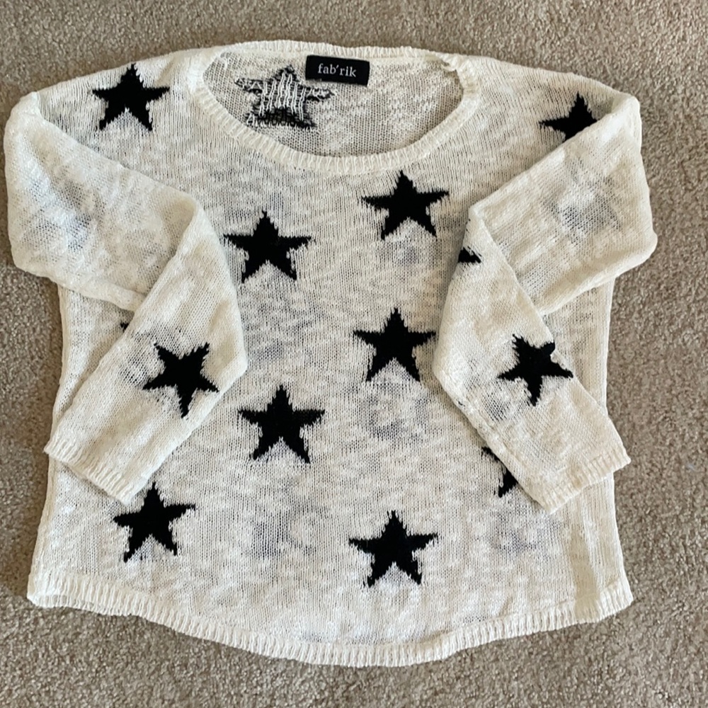fabrik l Black Star Sweater l Lightly Worn l Size XS-S